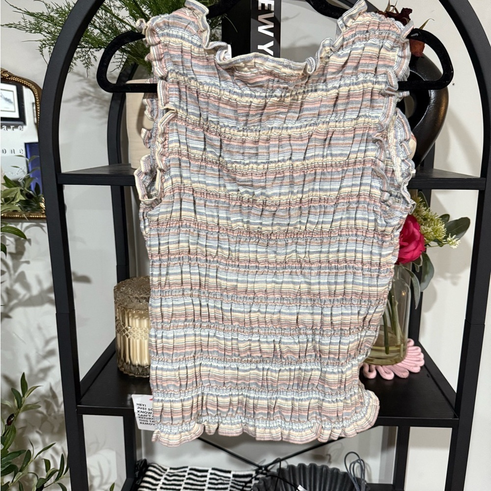 Topshop Smocked Ruffle Tank size 4 - Picture 6 of 7